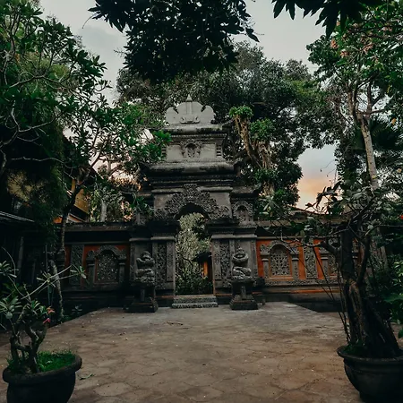 Three Brothers Bali Legian Bungalows & Villas-3
